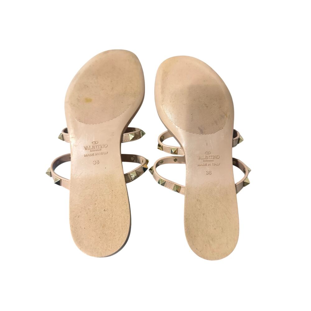 Valentino Garavani Nude Pink Rockstud Jelly Thong Sandals - Picture 10 of 11